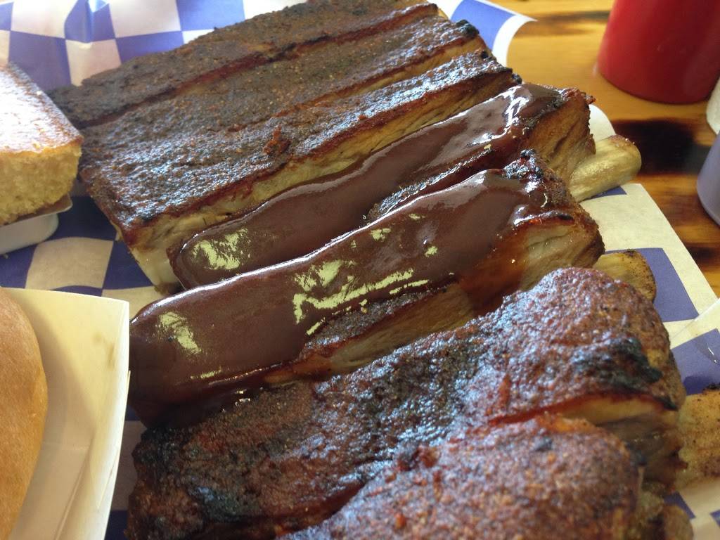 Boones Pickins | restaurant | 213 W Central Ave, Andover, KS 67002, USA | 3164253764 OR +1 316-425-3764