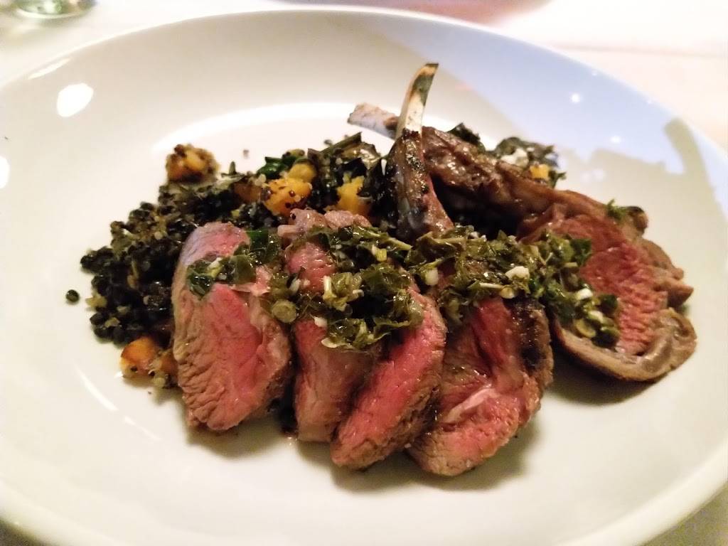 Breakwater Restaurant & Bar | restaurant | 203 Carteret St Ste 102, Beaufort, SC 29902, USA | 8433790052 OR +1 843-379-0052