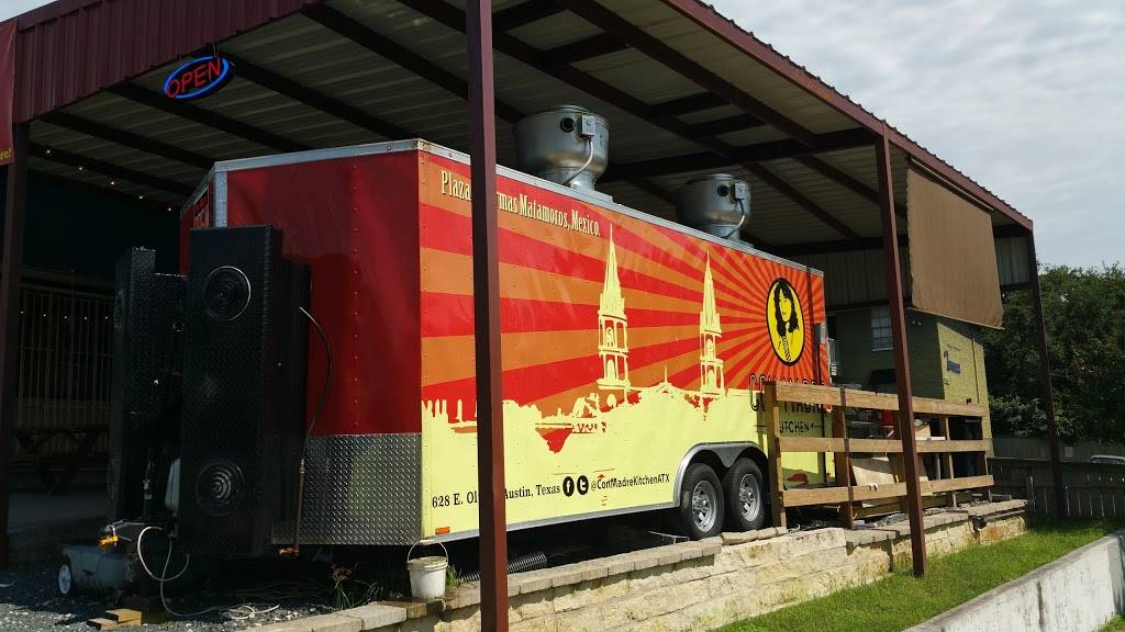 Con Madre Kitchen | restaurant | 628 E Oltorf St, Austin, TX 78704, USA | 5125477996 OR +1 512-547-7996