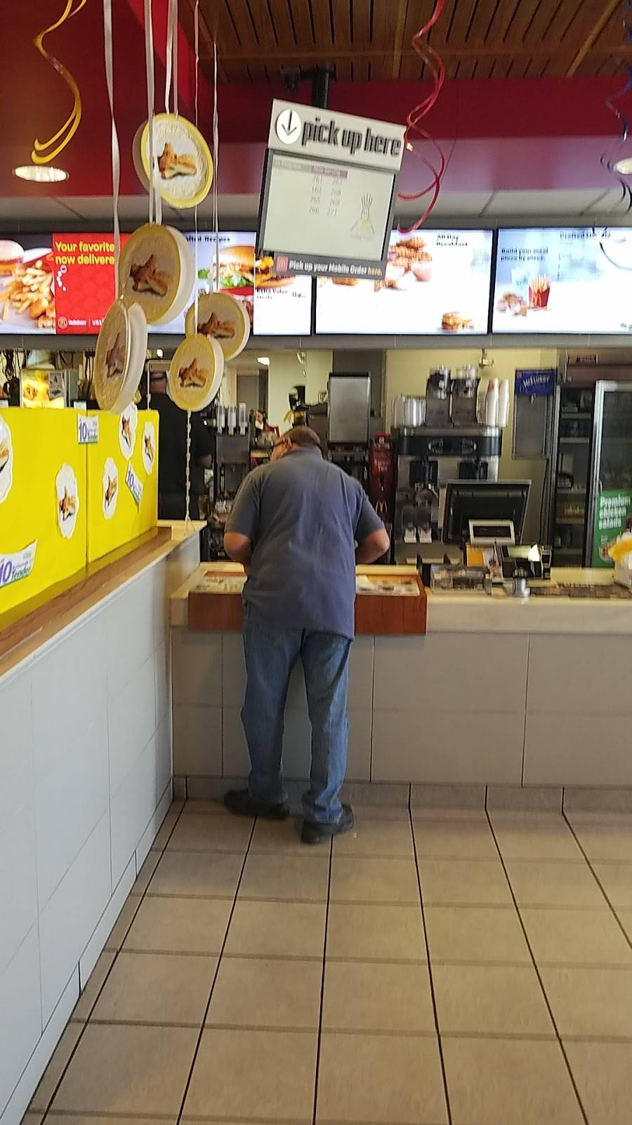 McDonalds | cafe | 3010 Las Vegas Blvd N, North Las Vegas, NV 89030, USA | 7026495638 OR +1 702-649-5638