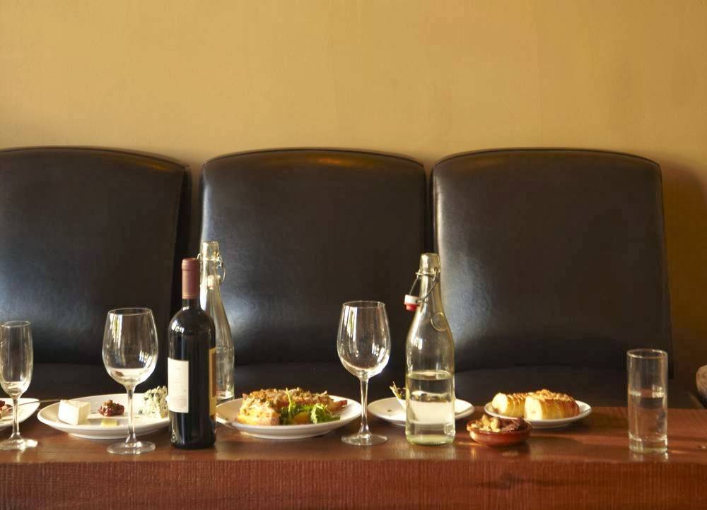 Yield Wine Bar | restaurant | 2490 3rd St, San Francisco, CA 94107, USA | 4154018984 OR +1 415-401-8984