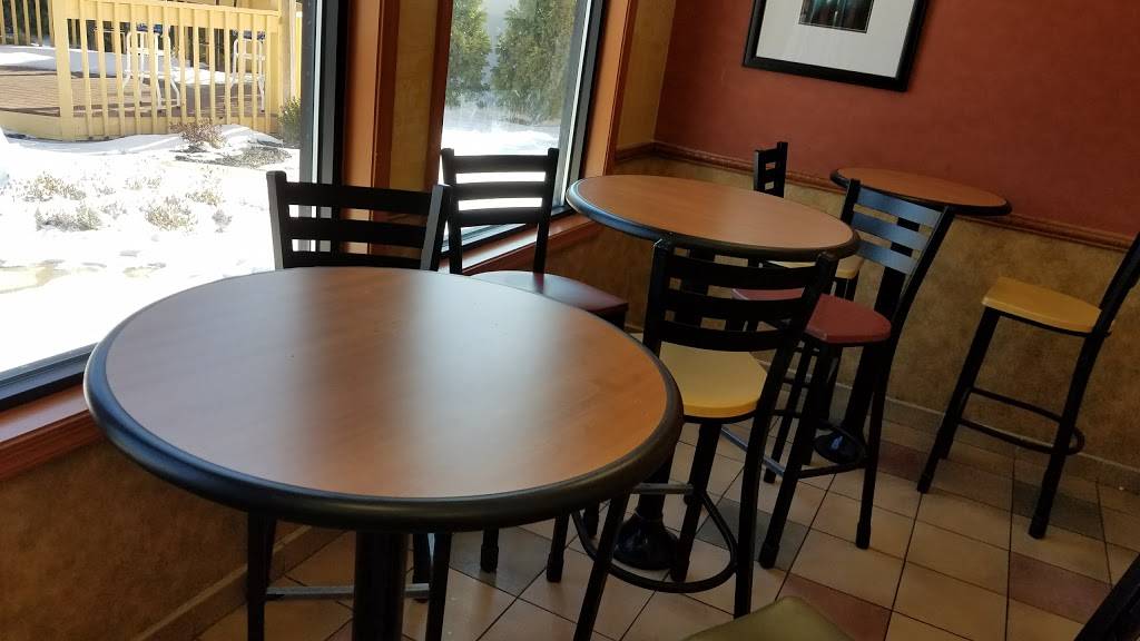 Subway | restaurant | 1365 Roosevelt Ave, Carteret, NJ 07008, USA | 7323664622 OR +1 732-366-4622