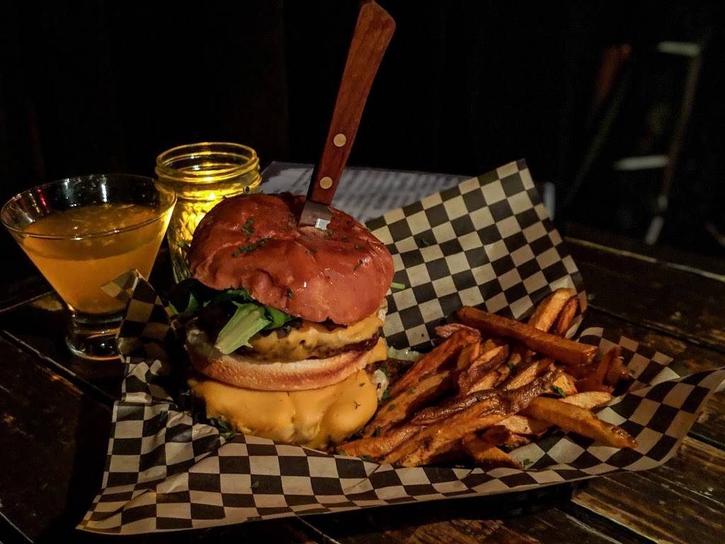 Highline Bar | restaurant | 210 Broadway E, Seattle, WA 98102, USA | 2063287837 OR +1 206-328-7837