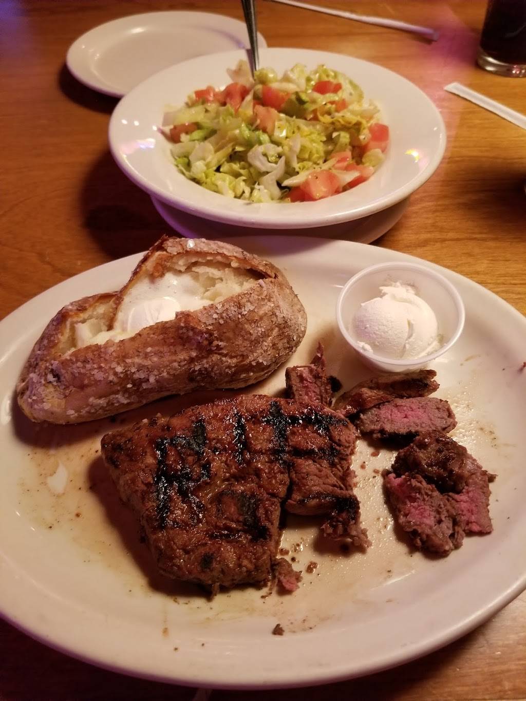 Texas Roadhouse | restaurant | 102 Boston Providence Hwy, East Walpole, MA 02032, USA | 5086681818 OR +1 508-668-1818