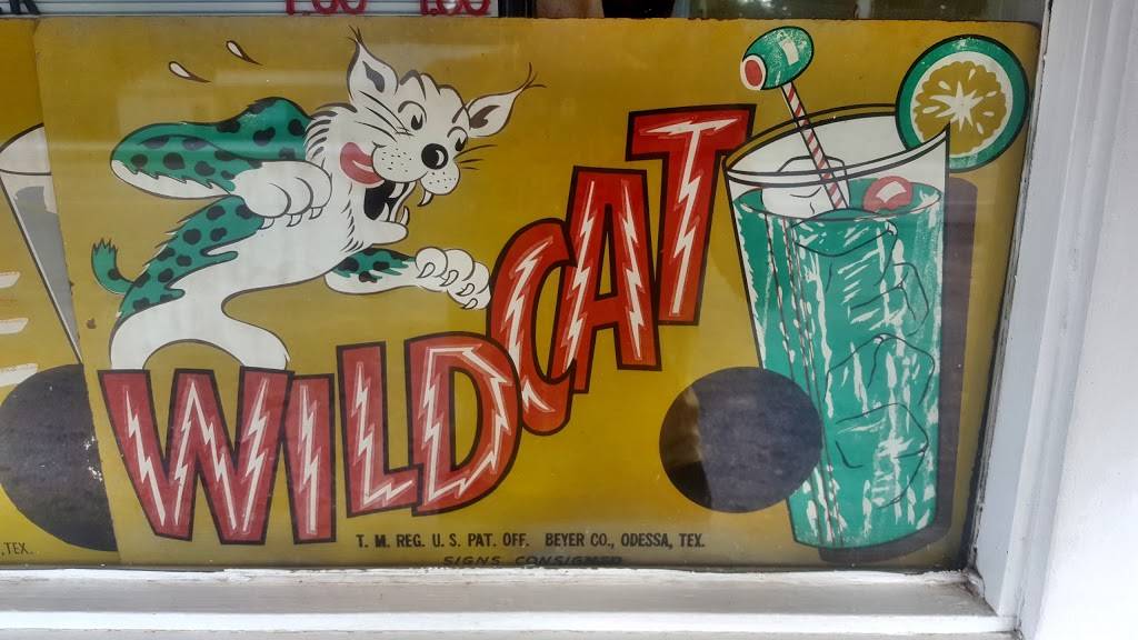 Dairy Dream | restaurant | 1600 US-71, Mountainburg, AR 72946, USA | 4793692295 OR +1 479-369-2295