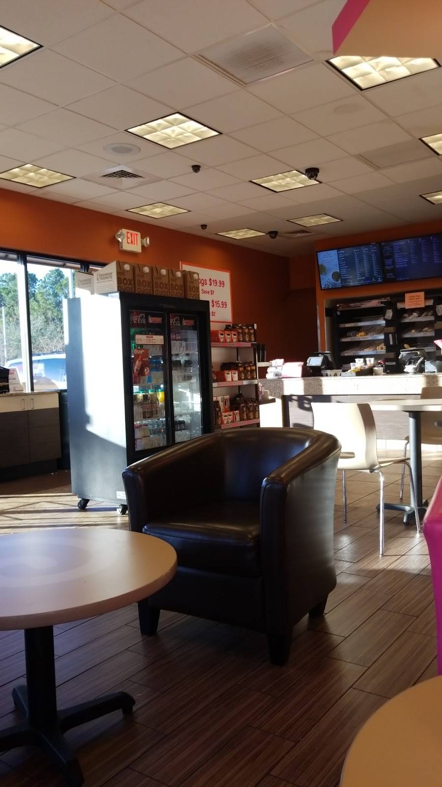 Dunkin | cafe | 13637 Beach Blvd, Jacksonville, FL 32224, USA | 9042239965 OR +1 904-223-9965