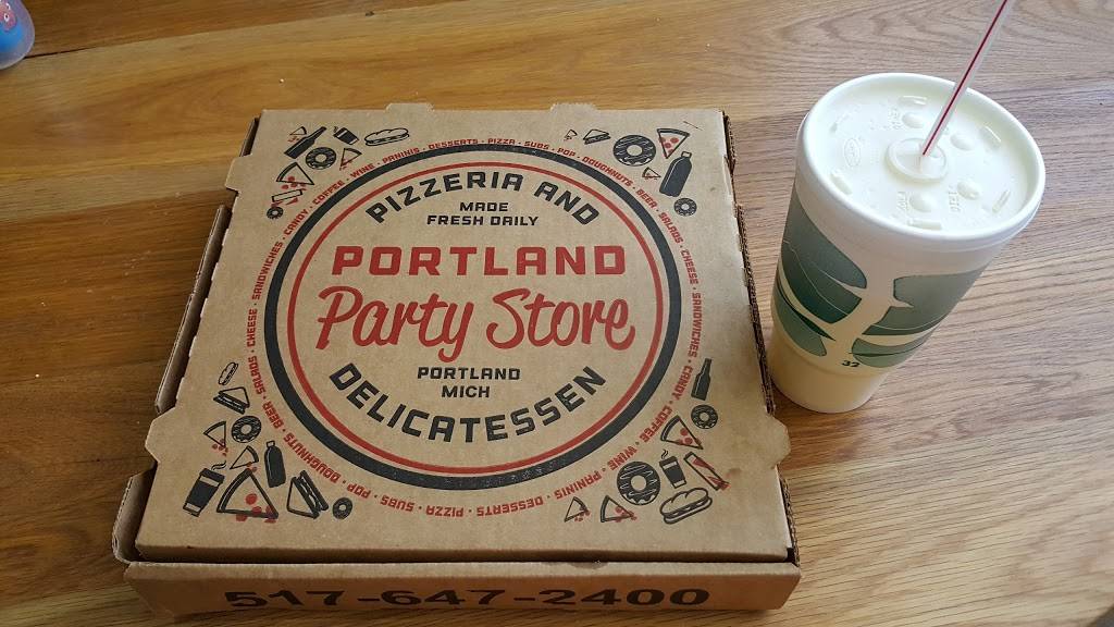 Portland Party Store | restaurant | 607 E Grand River Ave, Portland, MI 48875, USA | 5176472400 OR +1 517-647-2400