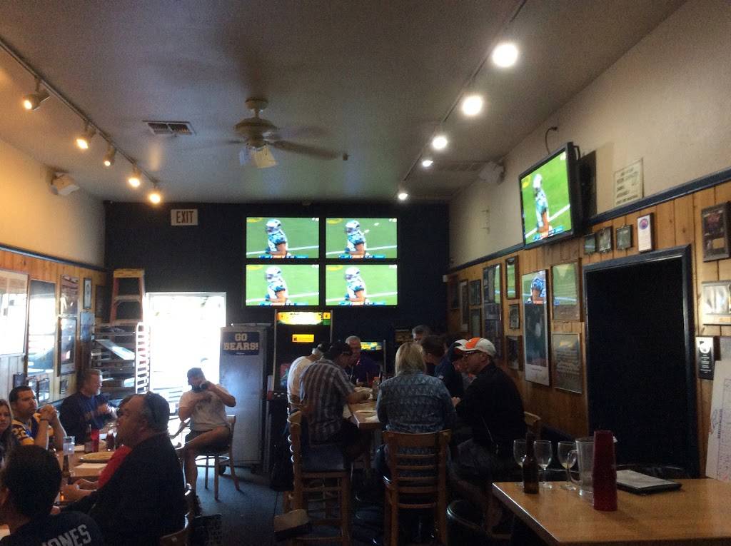 Coachs Sports Grill | restaurant | 1025 Pacific Coast Hwy, Seal Beach, CA 90740, USA | 5624315266 OR +1 562-431-5266