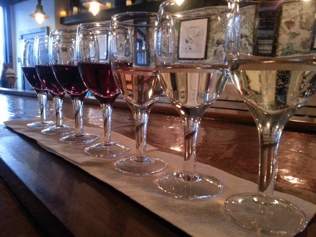 The Rock | restaurant | 92-03 Rockaway Beach Blvd, Rockaway Beach, NY 11693, USA | 7188388916 OR +1 718-838-8916