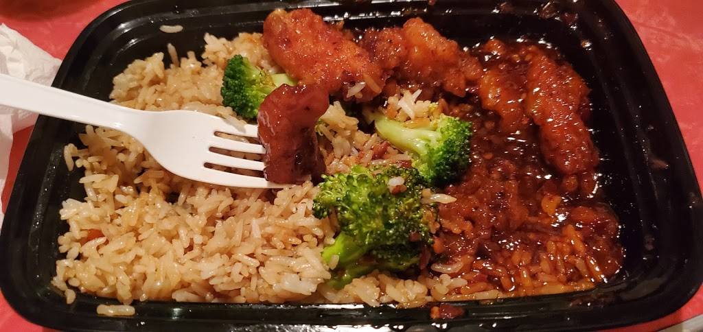 Red Chili | restaurant | 1948 N High St, Columbus, OH 43201, USA | 6142991001 OR +1 614-299-1001