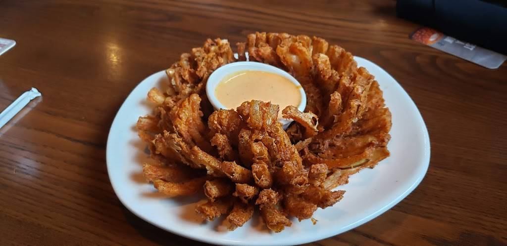 Outback Steakhouse | restaurant | 6400 North Point Pkwy, Alpharetta, GA 30022, USA | 7704428775 OR +1 770-442-8775