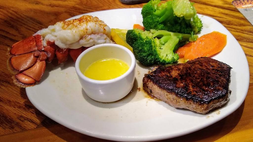 Outback Steakhouse | meal takeaway | 2414 S 132nd St, Omaha, NE 68144, USA | 4022072600 OR +1 402-207-2600