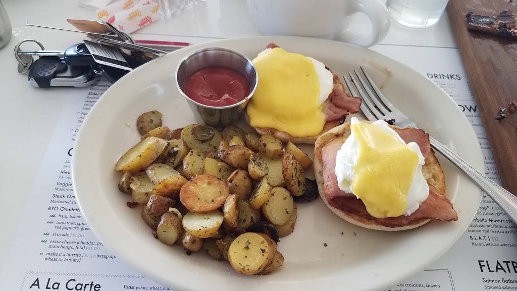 Zisters | restaurant | 13425 Watertown Plank Rd, Elm Grove, WI 53122, USA | 2627943924 OR +1 262-794-3924