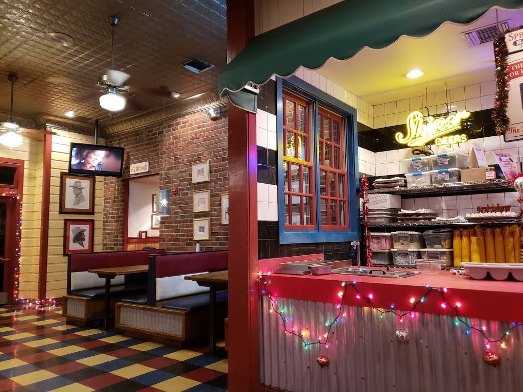 Spring Creek Barbeque | restaurant | 4108 S Carrier Pkwy, Grand Prairie, TX 75052, USA | 9722647725 OR +1 972-264-7725