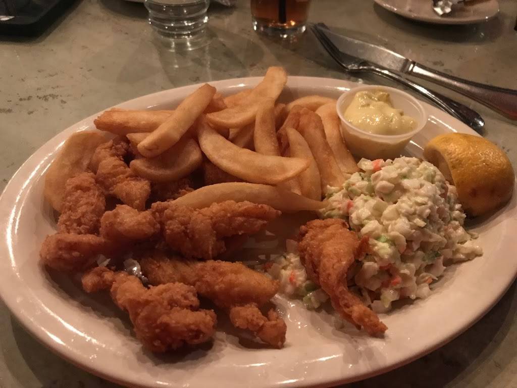 Marcos Restaurant and Lounge | restaurant | 2380 E 54th St, Indianapolis, IN 46220, USA | 3172517000 OR +1 317-251-7000