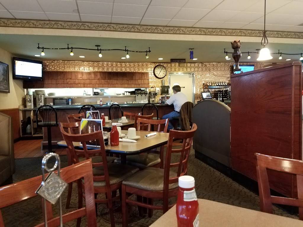 Sunview Restaurant | restaurant | 827 Park Ave, Beaver Dam, WI 53916, USA | 9208859850 OR +1 920-885-9850