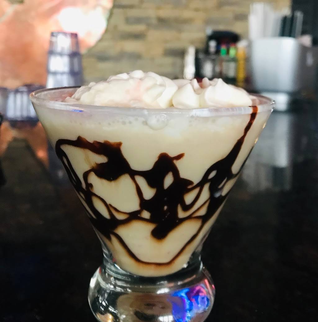 Avalon Food & Spirits | restaurant | 10307 S Roberts Rd, Palos Hills, IL 60465, USA | 7082336400 OR +1 708-233-6400