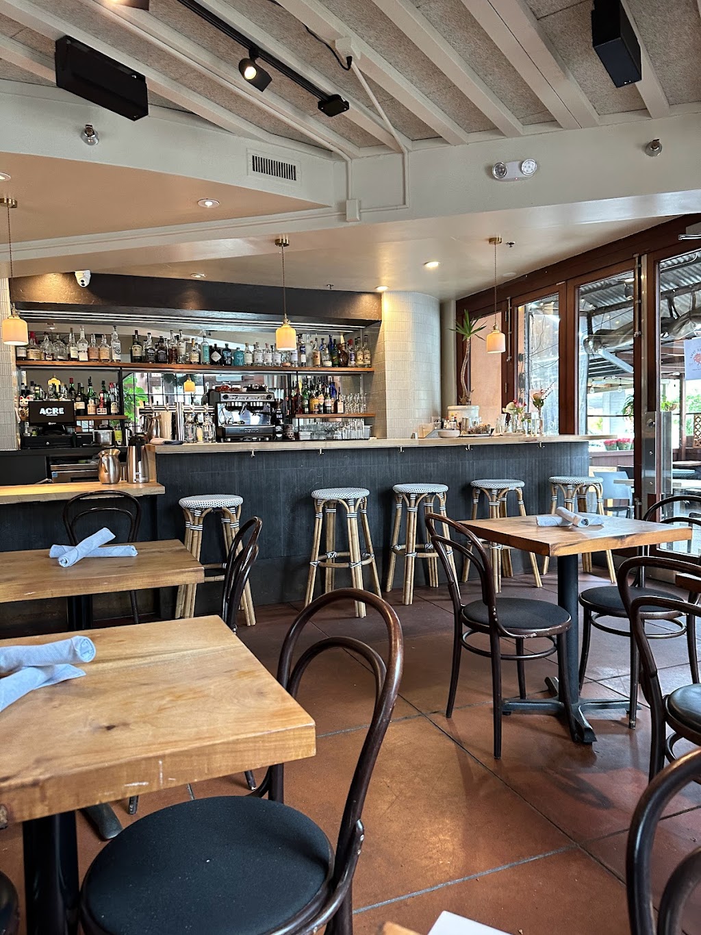 ACRE Kitchen and Bar | restaurant | 5655 College Ave, Oakland, CA 94618, USA | 5102503790 OR +1 510-250-3790