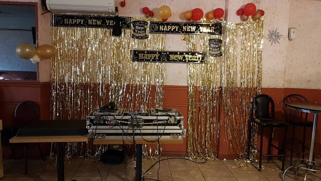 Jamaica Way Restaurant | restaurant | 614 Trethewey Dr, North York, ON M6M 5L3, Canada | 4162454567 OR +1 416-245-4567