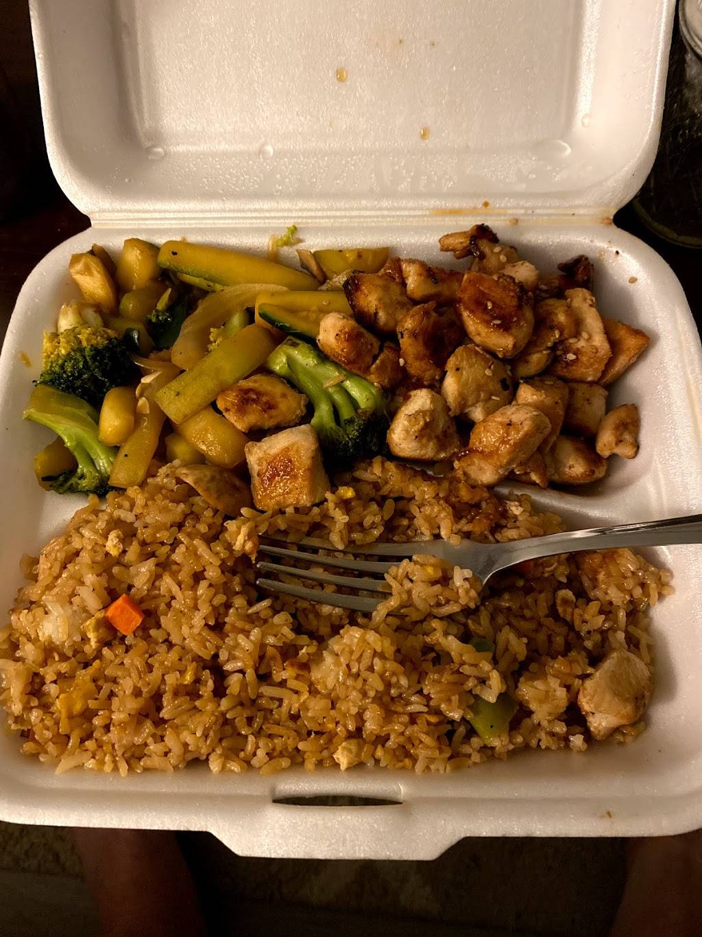 James island Fire Grill hibachi sushi | restaurant | 1411 Folly Rd, Charleston, SC 29412, USA | 8435017771 OR +1 843-501-7771