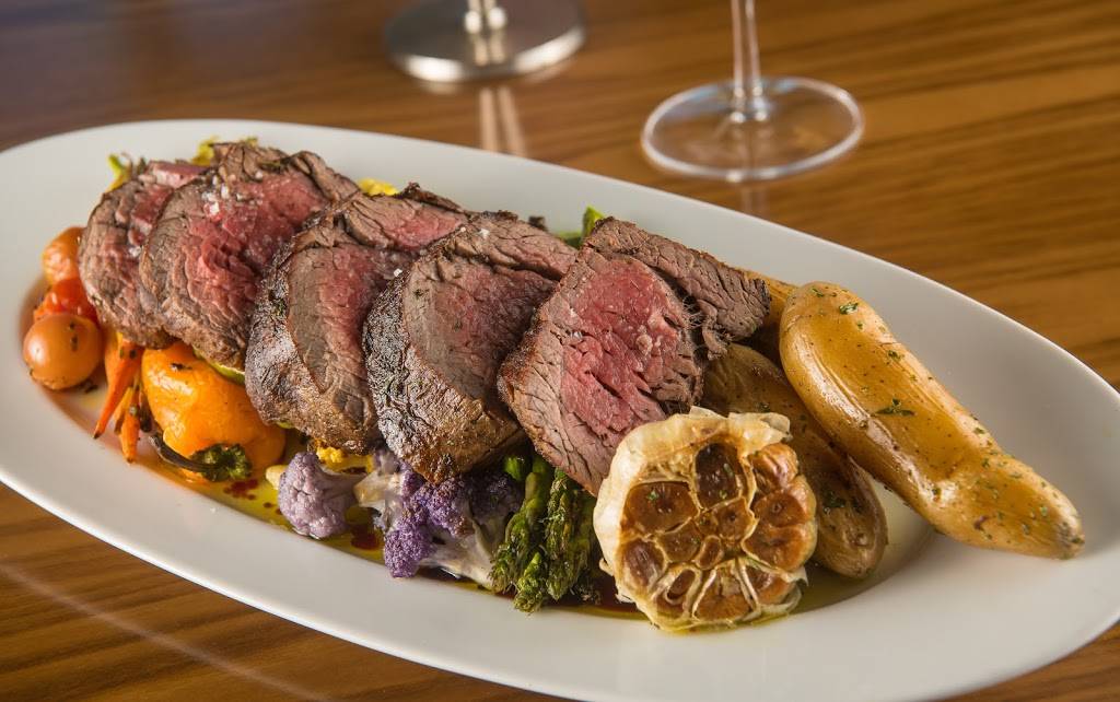 Cielo Steakhouse | restaurant | 49500 Seminole Dr 27th Floor, Cabazon, CA 92230, USA | 9517555527 OR +1 951-755-5527