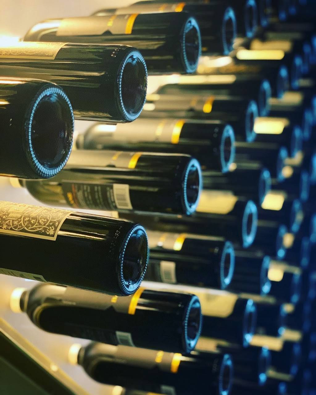 Chamber at Tulsa Club Hotel | restaurant | 115 E 5th St, Tulsa, OK 74103, USA | 9185825760 OR +1 918-582-5760