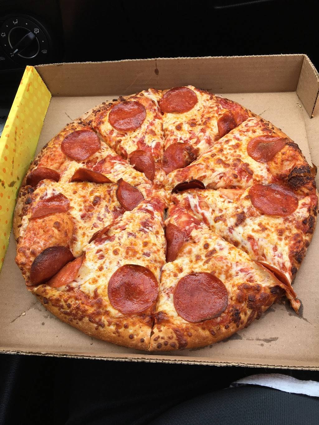 Ginos Pizza | restaurant | 370 Highland Rd W, Kitchener, ON N2M 5J9, Canada | 5197455900 OR +1 519-745-5900