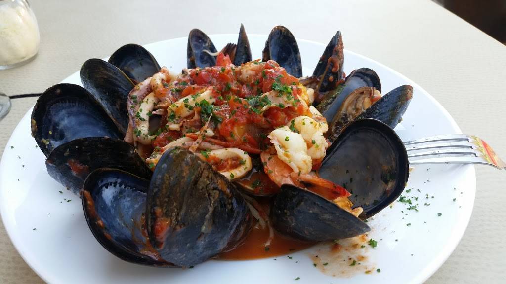 Vasos Kitchen | restaurant | 1225 Powhatan St, Alexandria, VA 22314, USA | 7035482747 OR +1 703-548-2747