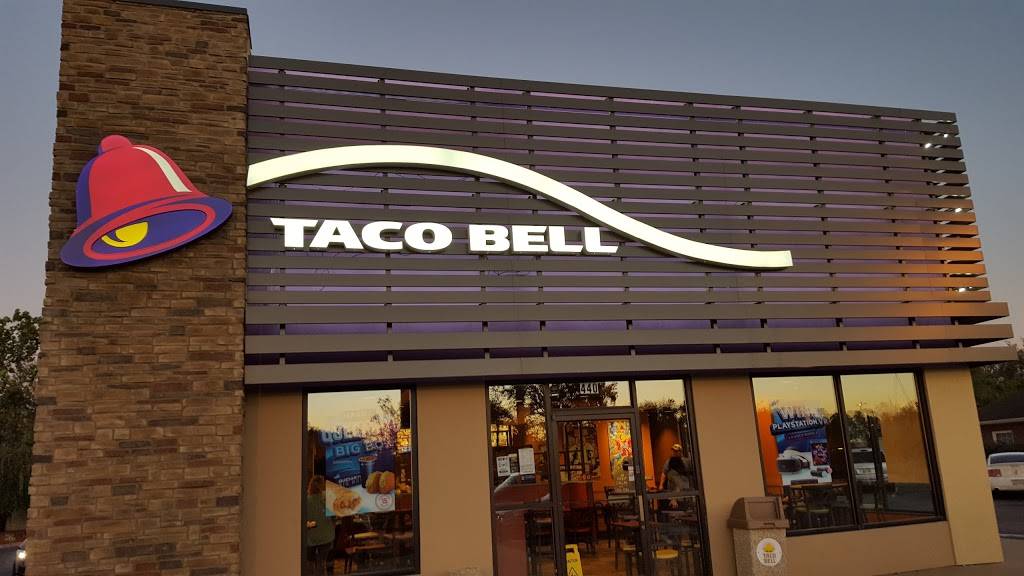 Taco Bell | meal takeaway | 440 N Ellington Pkwy, Lewisburg, TN 37091, USA | 9312705000 OR +1 931-270-5000