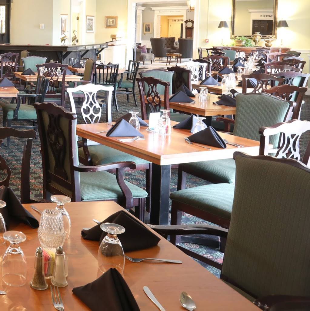 The Colonial Dining Room | restaurant | 15 Appledore Ln, Natural Bridge, VA 24578, USA | 5402912100 OR +1 540-291-2100