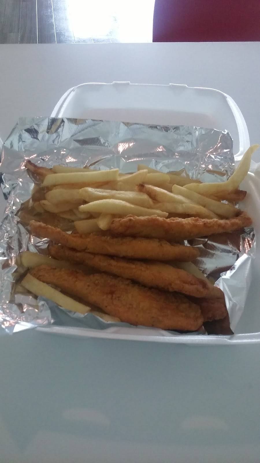 Davids Grill & Bar | restaurant | 1001 Lakeside Ave E, Cleveland, OH 44114, USA | 2166968840 OR +1 216-696-8840