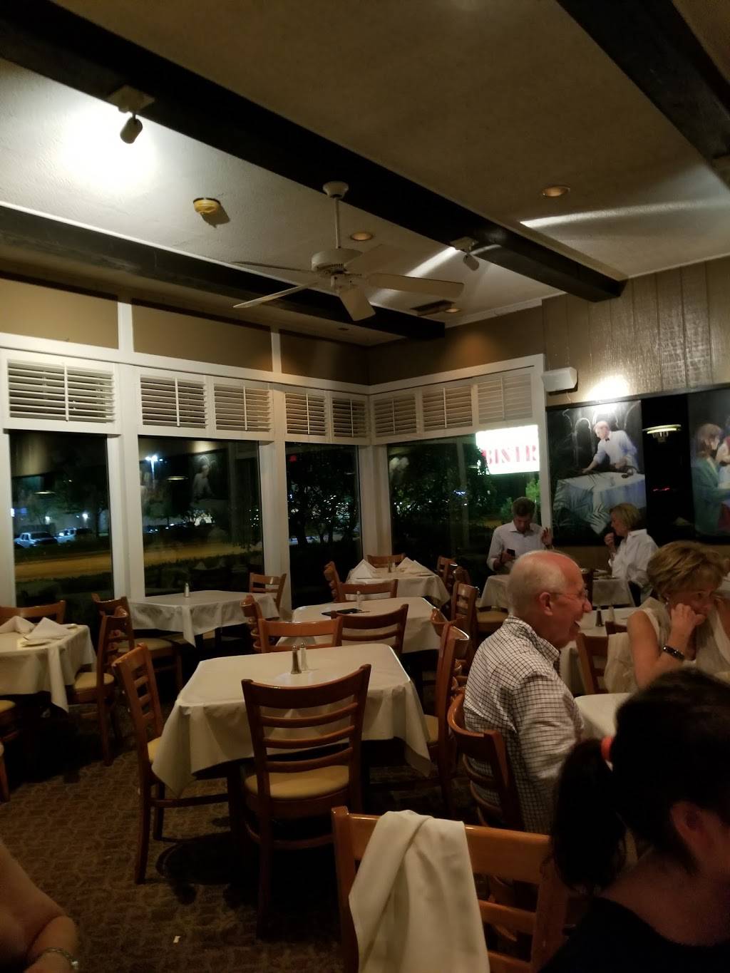 Next Door Bistro | restaurant | 250 Skokie Blvd, Northbrook, IL 60062, USA | 8472721491 OR +1 847-272-1491