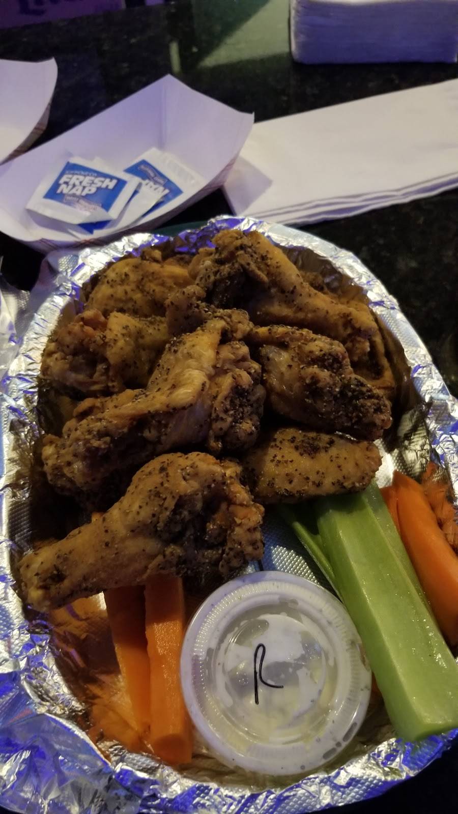 Ikes Sportz Bar & Grill | restaurant | 5760 Northampton Blvd # 120, Virginia Beach, VA 23455, USA | 7574608858 OR +1 757-460-8858