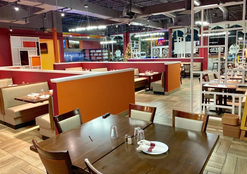 Royal Indian Cuisine and Bar | restaurant | 8216 World Center Dr, Orlando, FL 32821, USA | 4077783064 OR +1 407-778-3064