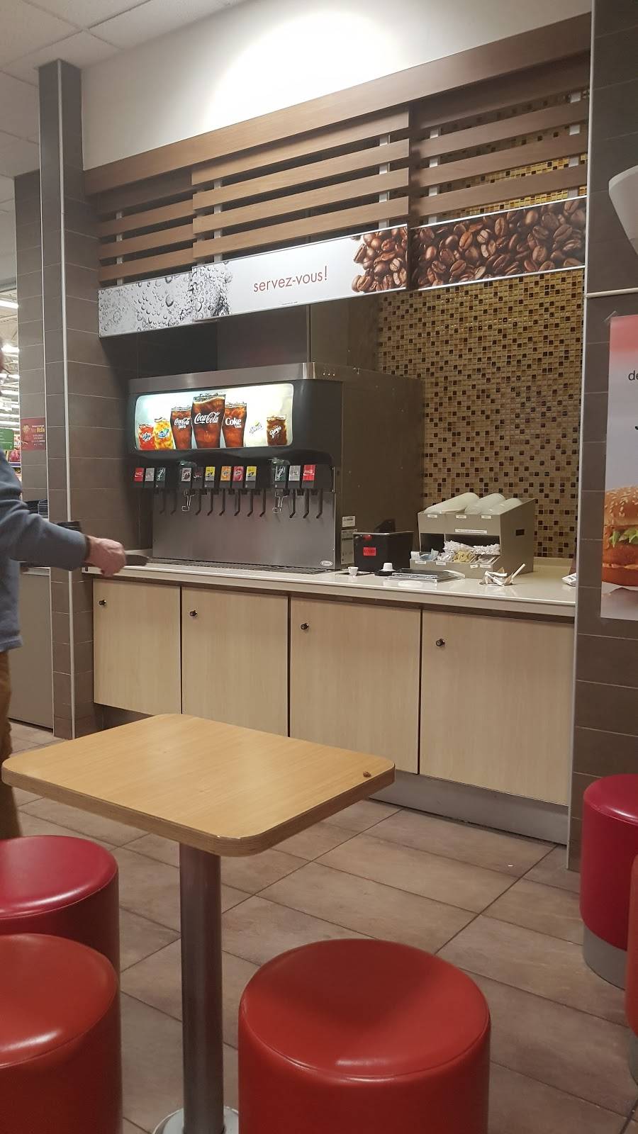 McDonalds | cafe | 250 Boulevard Brisebois, Châteauguay, QC J6K 0H5, Canada | 4506929779 OR +1 450-692-9779