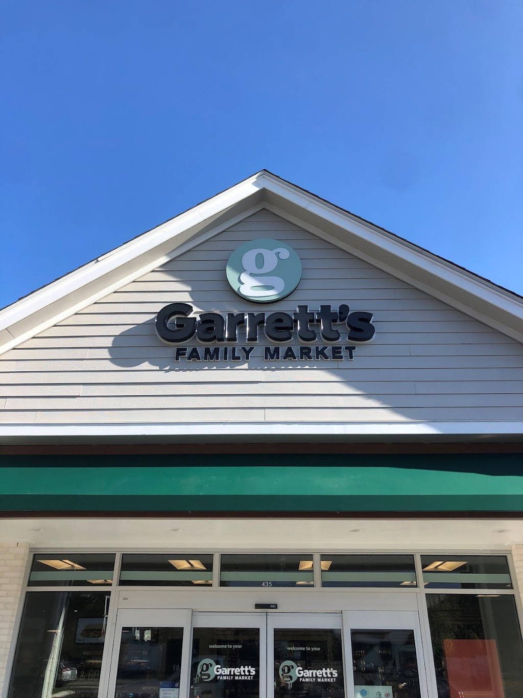 Garretts Family Market | restaurant | 435 Palmer Ave, Falmouth, MA 02540, USA | 5084571600 OR +1 508-457-1600