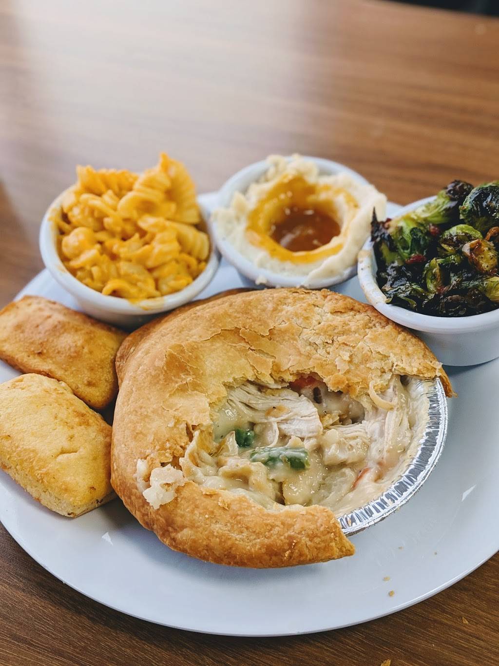 Boston Market | restaurant | 5137 Rochester Rd, Troy, MI 48098, USA | 2486895350 OR +1 248-689-5350