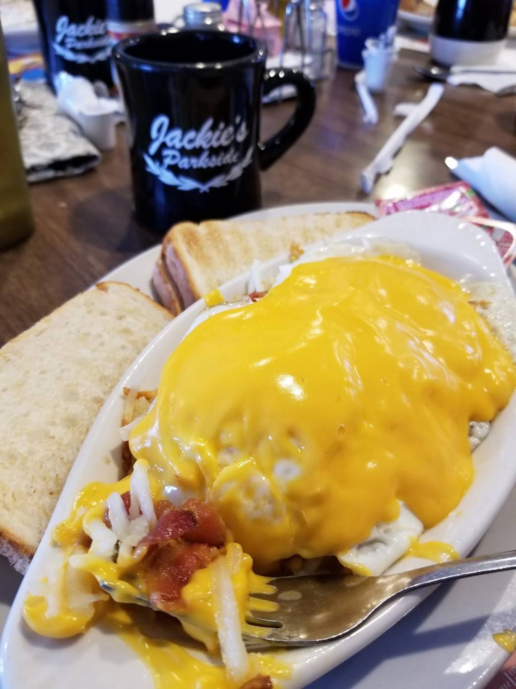 Jackies Parkside | restaurant | 630 W Main St, Winneconne, WI 54986, USA | 9205827755 OR +1 920-582-7755