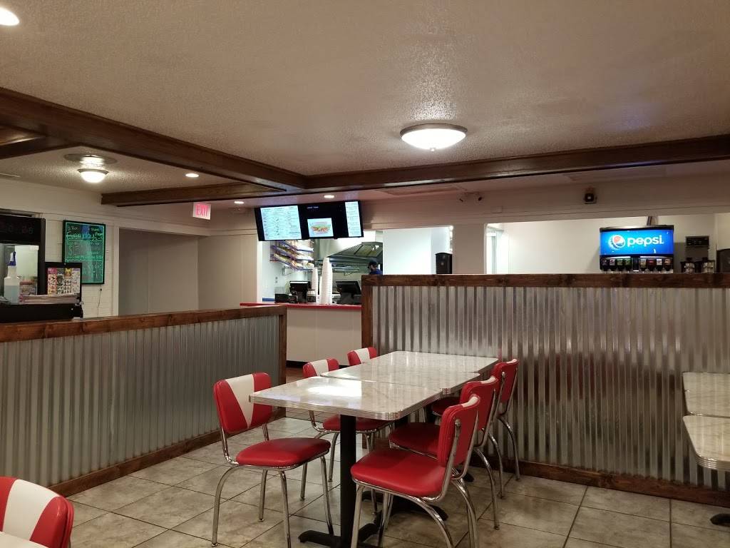 West Street Burger South Wichita | restaurant | 2560 S Seneca St, Wichita, KS 67217, USA | 3164405365 OR +1 316-440-5365