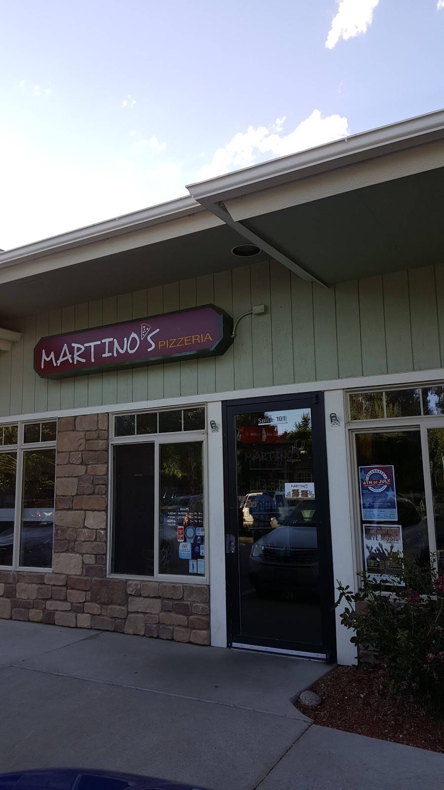 Martinos Pizzeria | meal delivery | 1389 Forest Park Cir, Lafayette, CO 80026, USA | 3036049200 OR +1 303-604-9200