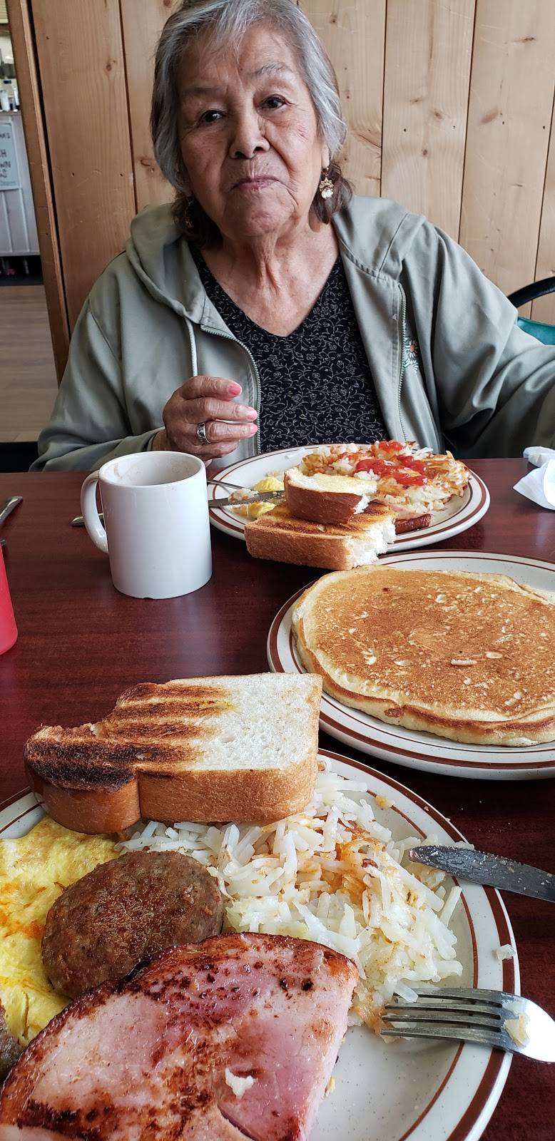 Old Town Diner | restaurant | 516 E Grand River Ave, Lansing, MI 48906, USA | 5174824050 OR +1 517-482-4050