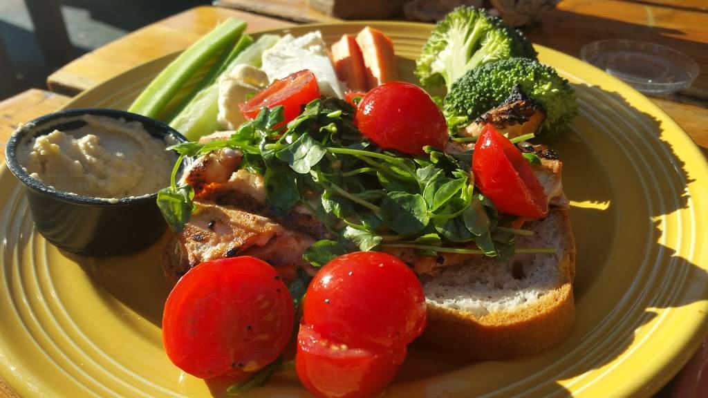 Wild Tomato Wood-Fired Pizza and Grille Fish Creek | restaurant | 4023 WI-42, Fish Creek, WI 54212, USA | 9208683095 OR +1 920-868-3095