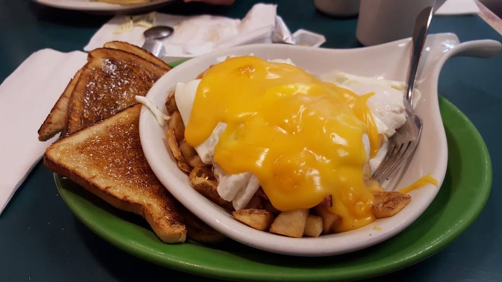 Blakes Restaurant DW | restaurant | 53 Hooksett Rd, Manchester, NH 03104, USA | 6036271110 OR +1 603-627-1110