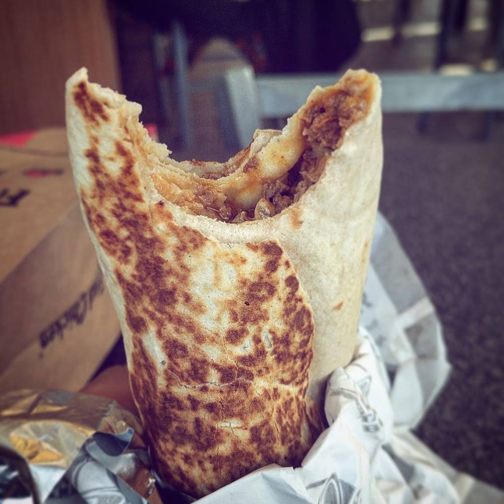 Taco Bell | meal takeaway | 9910 Key W Ave, Rockville, MD 20850, USA | 3017626547 OR +1 301-762-6547