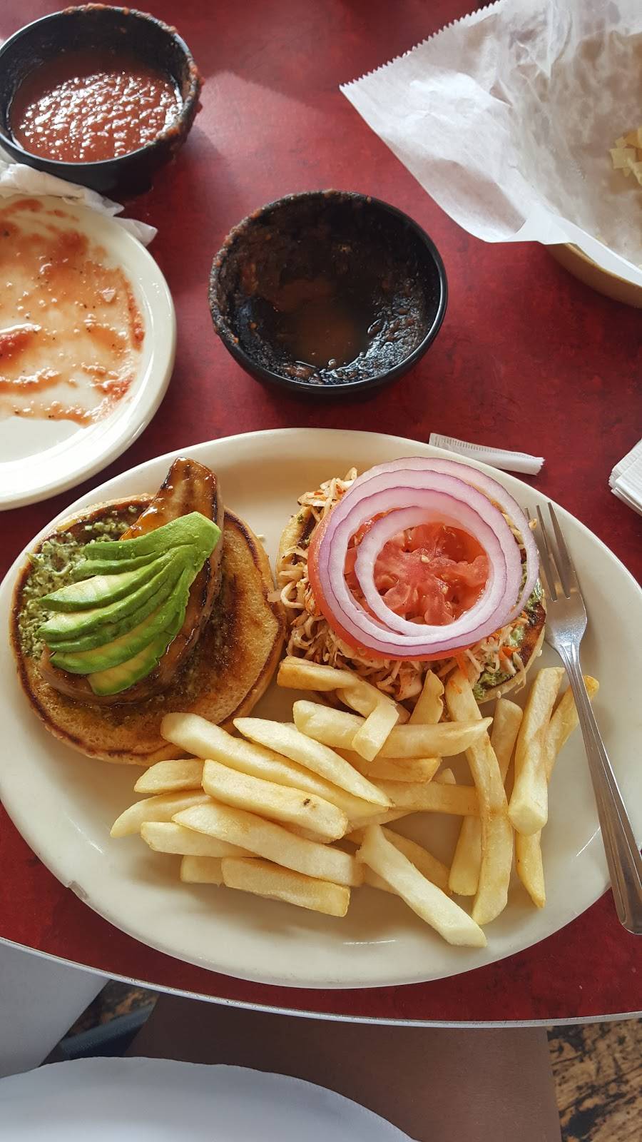 Tortilla Coast | restaurant | 400 First St SE, Washington, DC 20003, USA | 2025466768 OR +1 202-546-6768