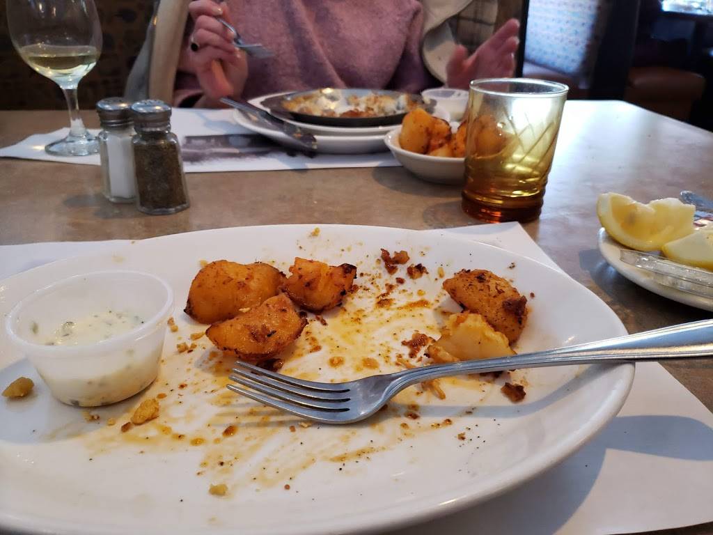 Carbones Restaurant | restaurant | 280 Cedar St, Hopkinton, MA 01748, USA | 5084353465 OR +1 508-435-3465