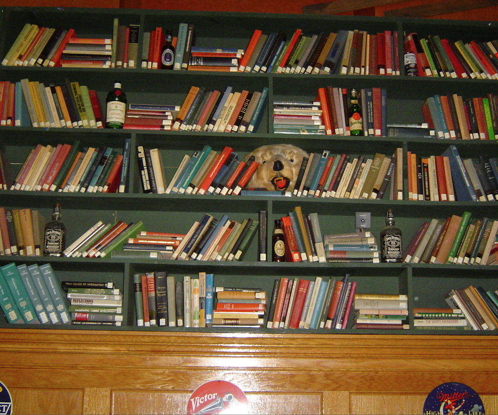 The Library | restaurant | 123 3rd St S, La Crosse, WI 54601, USA | 6087848020 OR +1 608-784-8020