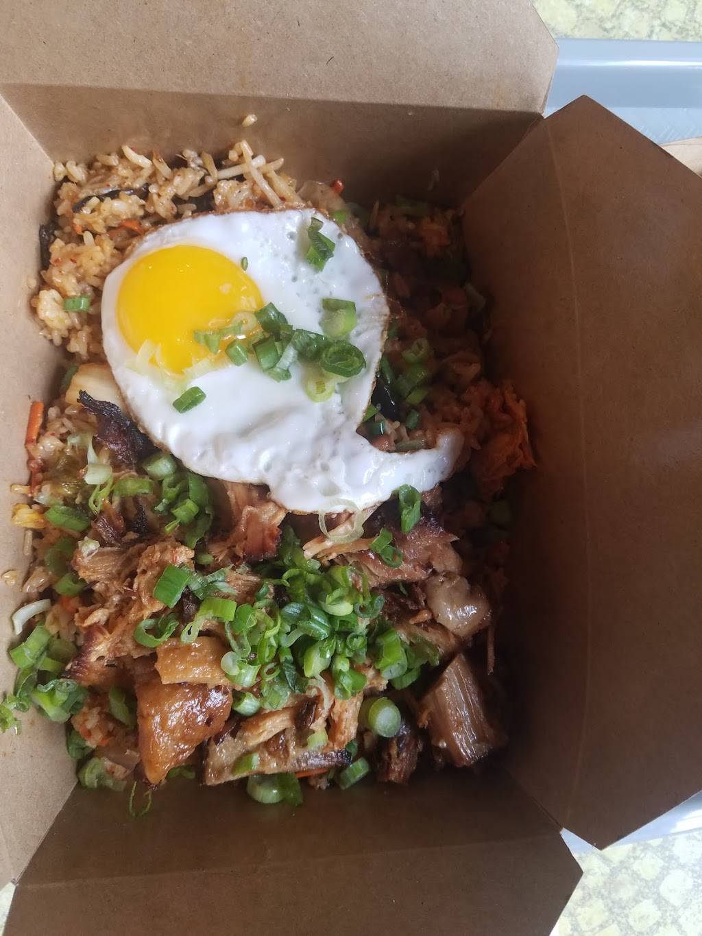 Bund Up | restaurant | 1201 S Joyce St, Arlington, VA 22202, USA | 5713124908 OR +1 571-312-4908