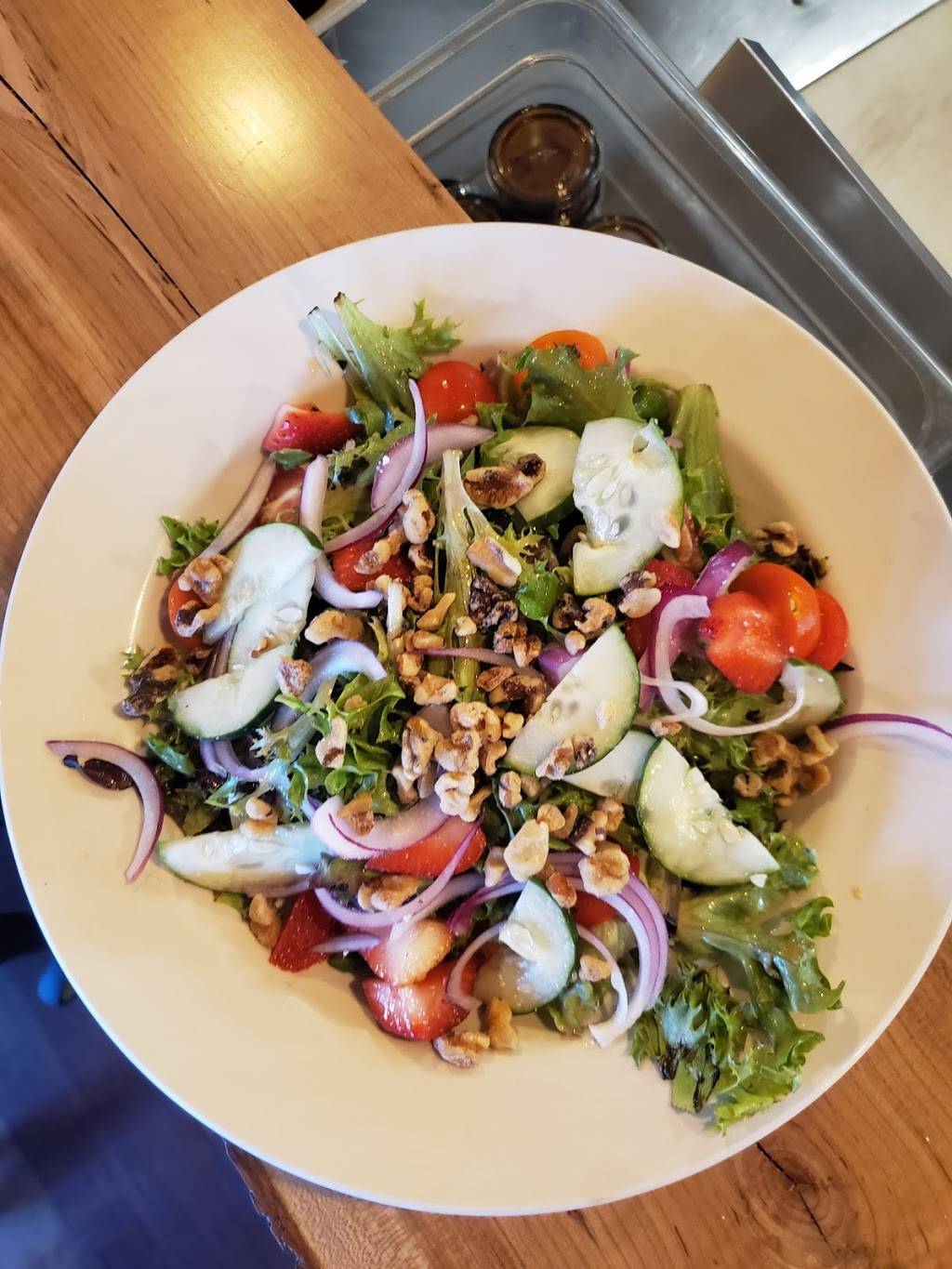 Brunos Wood-Fired Pizzeria | restaurant | 128 Front St, Bath, ME 04530, USA | 2073717000 OR +1 207-371-7000