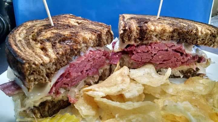 The Lil Farm Grill | restaurant | 10583 Gresylon Dr, Hayward, WI 54843, USA | 7159343276 OR +1 715-934-3276